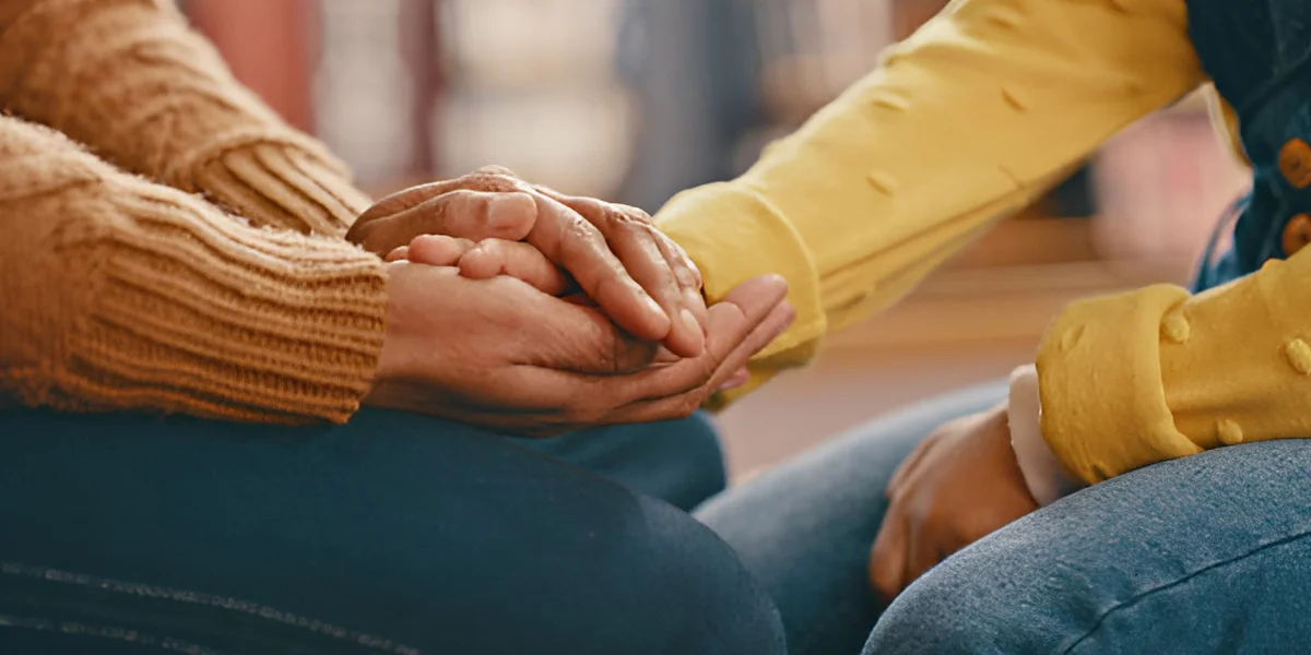 How to write a simple condolence message for an acquaintance?
